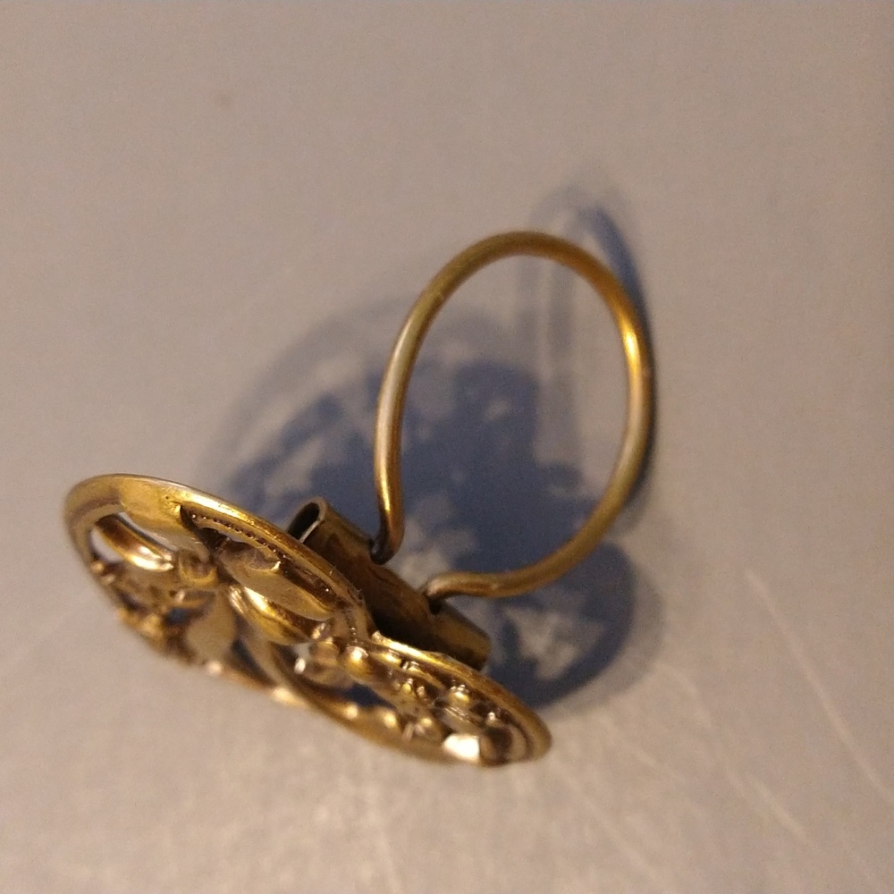 Vintage Heart Shaped Gold Scarf Holder Made in USA WOW! - Picture 4 of 12